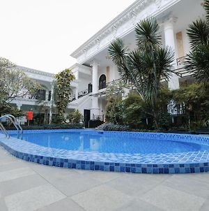 The Grand Palace Hotel Yogyakarta Jogjakarta Exterior photo