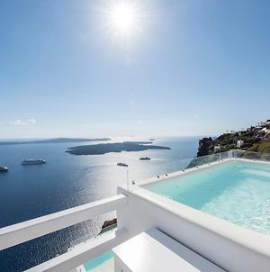 Aqua Luxury Suites Santorini Island Exterior photo