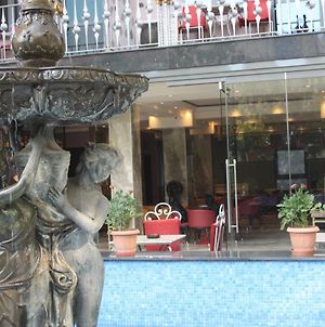 Elysee Hotel Tirana Exterior photo