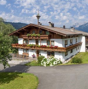 Blattlhof Appartement Sankt Johann in Tirol Exterior photo