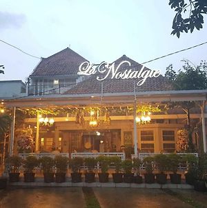 La Nostalgie Boutique Hotel Bandung Exterior photo