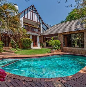 The Dorr Guesthouse Johannesburg Exterior photo
