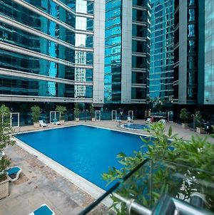 Ghaya Grand Hotel & Apartments Dubai Exterior photo