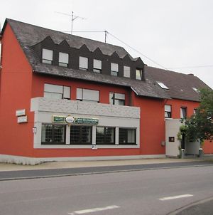 "Unter Den Kastanien" Hotel Speicher Exterior photo