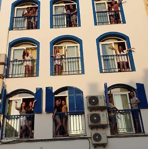Lunalba Hostel Málaga Exterior photo