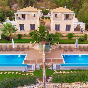 Ionian Diamond Villas Mikros Gialos Exterior photo