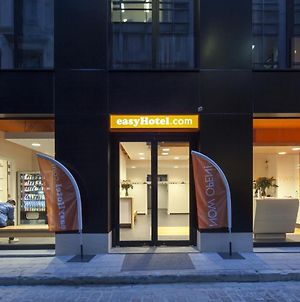 easyHotel Brussels City Centre Exterior photo