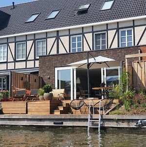 Spacious Holiday Home in Alkmaar with Garden Exterior photo