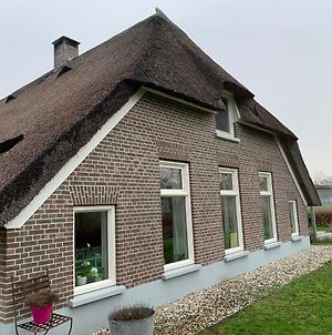 De Boerderij - Buitenplaats Ruitenveen, privé Villa Nieuwleusen Exterior photo