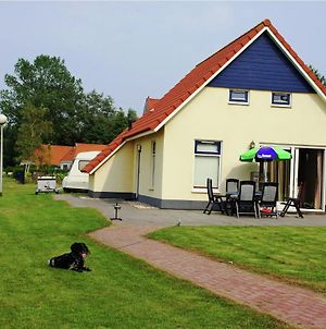 Detached villa with dishwasher, Leeuwarden at 21km Suameer Exterior photo