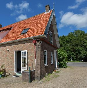 Scenic Holiday Home In Oostkapelle Near Beach Exterior photo