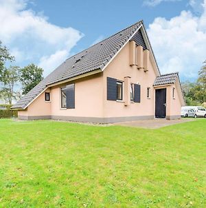 Serene Holiday Home In Gaasterl N Sleat With Garden Sondel Exterior photo