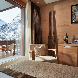 Ambiance Hotel Zermatt Exterior photo