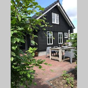 Uniek houten huis nabij bos en plassen Appartement Hollandsche Rading Exterior photo