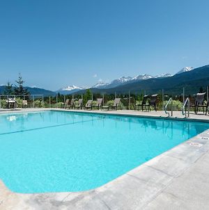 The Ironwood On Blueberry Hill Appartement Whistler Exterior photo