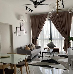 Free Netflix! Zas Suite At Troika Residence, Kb Kota Bharu Exterior photo
