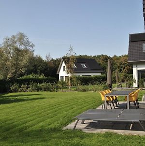 Comfortable Holiday Home In Texel With Sauna Westermient Exterior photo