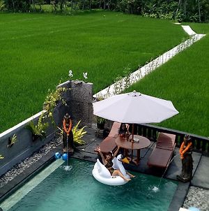 Beras Bali Suite Ubud Exterior photo