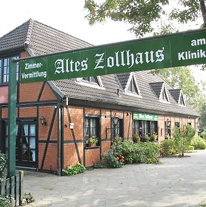Altes Zollhaus Am Klinikum Hotel Lübeck Exterior photo
