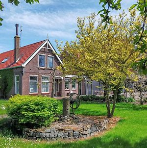 Awesome home in Scharendijke with 6 Bedrooms&WiFi Exterior photo