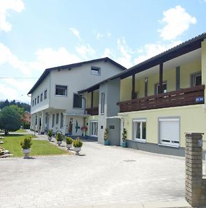 Alpenblick - Modernes Apartment In Ruhelage Villach Exterior photo