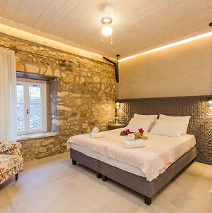 Stone Suites At Lefkada'S Old Port Exterior photo
