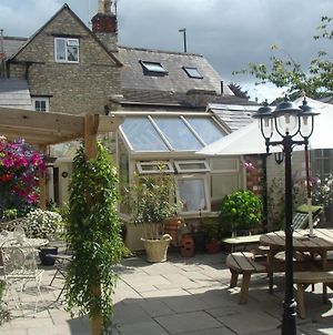 The Old Brewhouse Bed and Breakfast Cirencester Exterior photo