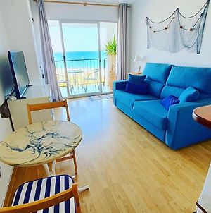 Cozy Beach-Front Studio With Amazing Sea View Appartement Empuriabrava Exterior photo