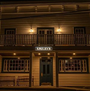 Smiley'S Saloon & Hotel Bolinas Exterior photo