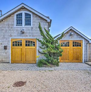 Elegant Hamptons Hideaway With Path To Beach! Appartement Quogue Exterior photo