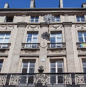 Appartement Du Cadran Solaire Bayeux Exterior photo