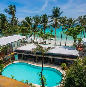 Red Coconut Beach Hotel Boracay Boracay Island Exterior photo