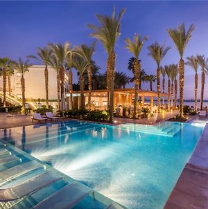 Hilton Luxor Resort & Spa Exterior photo