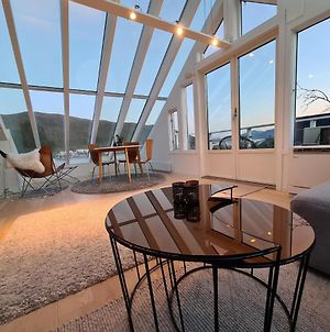 Glass Roof Private Loft In Tromso Appartement Exterior photo