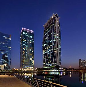 Oaks Liwa Heights Hotel Dubai Exterior photo