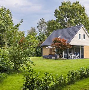La Casa de Gasselte, een gezellig ruim huis in Drenthe pal naast het bos Villa Exterior photo