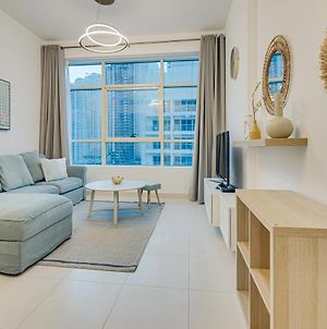 Great Views From New Apartment In Dubai Marina Exterior photo