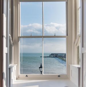 Pier View - Beautiful Sea View Apartment In Deal Exterior photo