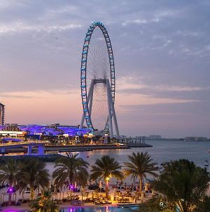 Doubletree By Hilton Dubai - Jumeirah Beach Hotel Exterior photo