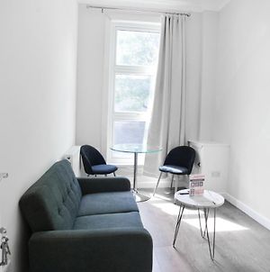 Studio Apartment In Euston, Camden Town Londen Exterior photo