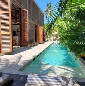 Villa Merbau - Luxury Tropical Private Pool Villa Gili Air Exterior photo