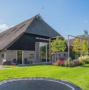 Grandeur Farmhouse In Dwingeloo At A National Park Villa Exterior photo