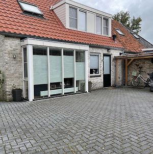Genieten in een luxe vakantiewoning, dichtbij het IJsselmeer en strand Villa Warns Exterior photo