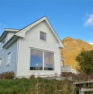 Orcas Bay Lofoten Villa Sennesvik Exterior photo