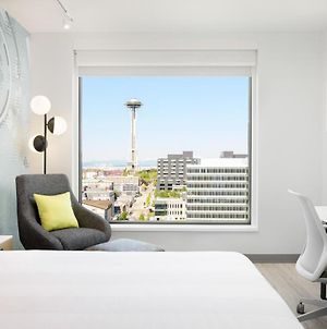 Astra Hotel, Seattle, A Tribute Portfolio Hotel By Marriott Exterior photo