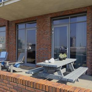 Modern Apartment In Den Haag With Spacious Terrace Exterior photo