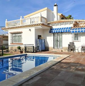 2021 Prices Held For 2023 Family Villa By Marina Private Pool Heating Optional, Snooker Benalmádena Exterior photo