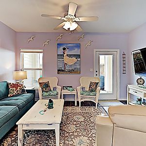 Bc207 Beautifully Decorated Townhome, Heated Pool, 1 Minute To Beach Port Aransas Exterior photo