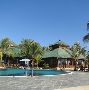 Central Hotel Ngwe Saung Ngwesaung Exterior photo