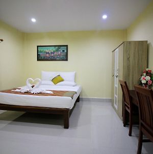 Srisiam Resort Kanchanaburi Exterior photo